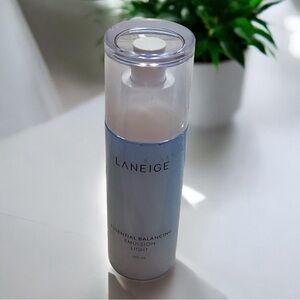 LANEIGE Essential Balancing Emulsion Light Moisture 120 ml.